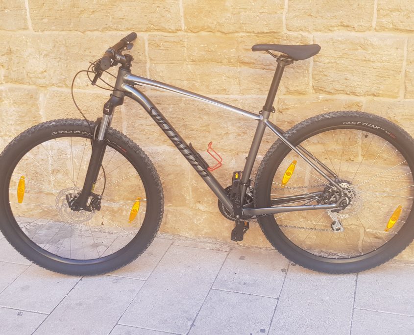 Rent a Specialized bike in Palma